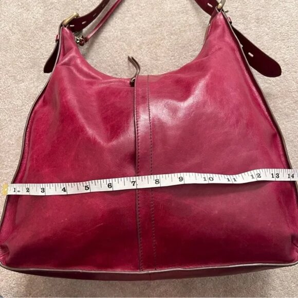 HOBO Marley Red Raspberry Burgundy Distressed Leather Shoulder Bag - Picture 6 of 10